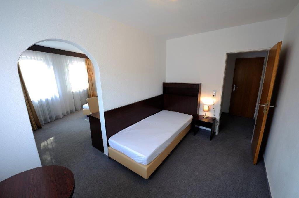 Hotel Zur Post Steimbke Экстерьер фото