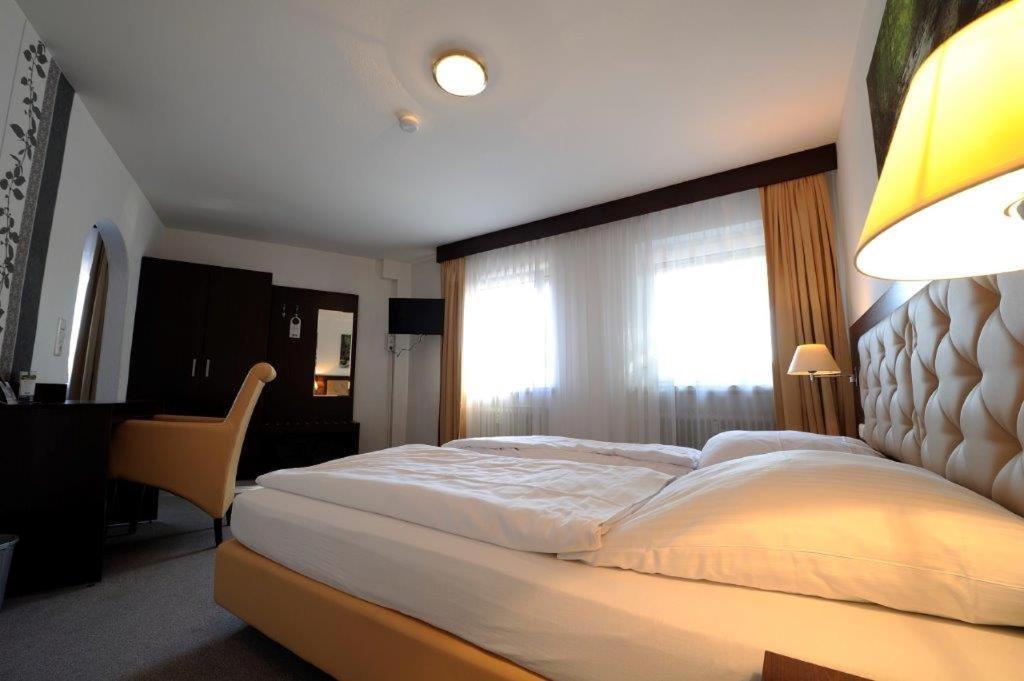 Hotel Zur Post Steimbke Экстерьер фото