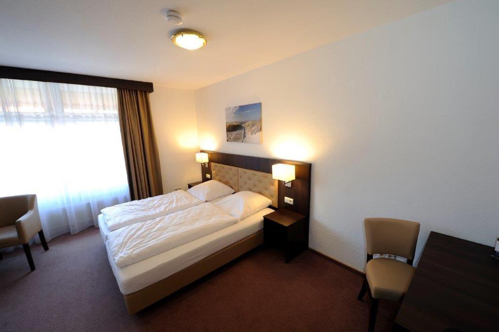 Hotel Zur Post Steimbke Экстерьер фото