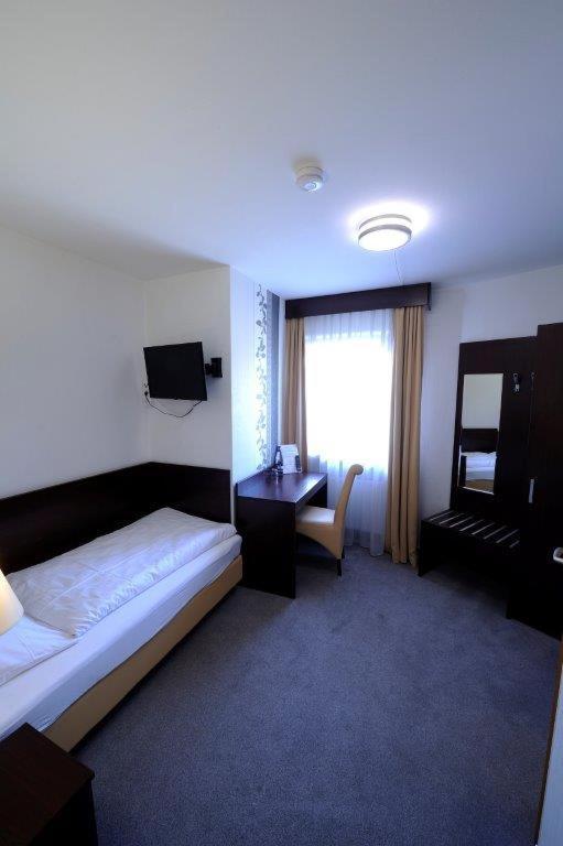 Hotel Zur Post Steimbke Экстерьер фото
